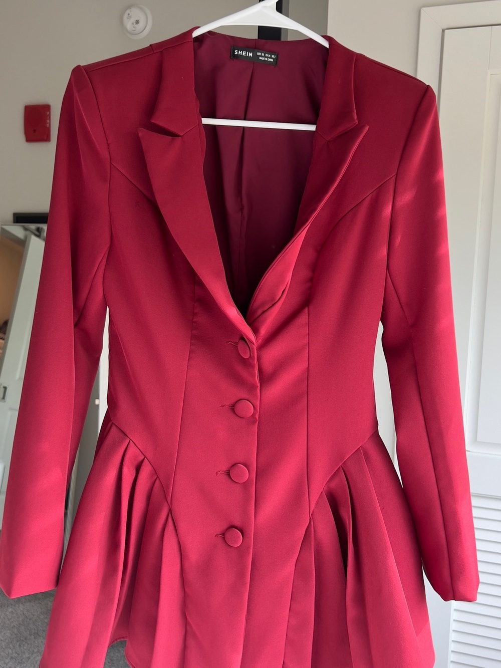 SHEIN Women's Crimson Peplum Tailored Blazer